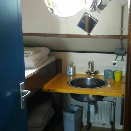 Intersail - Avontuur Hostel