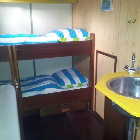 Intersail Hostel - Avontuur Amsterdam