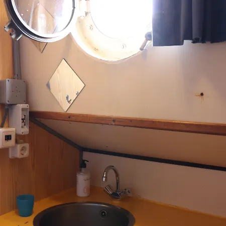 Intersail Hostel - Avontuur *