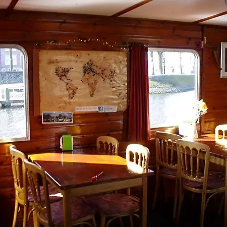 Intersail Hostel - Avontuur