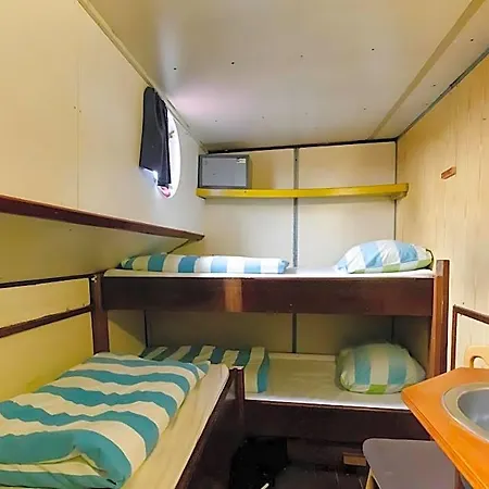 Intersail Hostel - Avontuur Amsterdam
