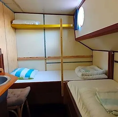 Intersail Hostel - Avontuur *