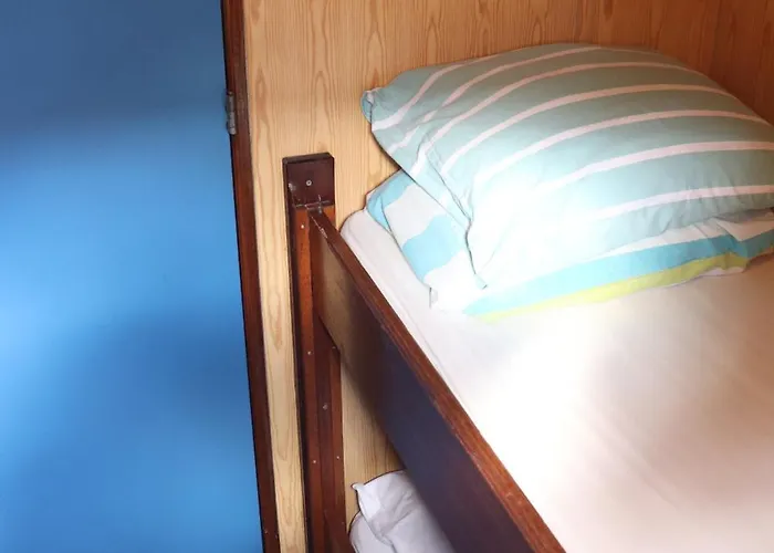 Intersail - Avontuur Hostel *