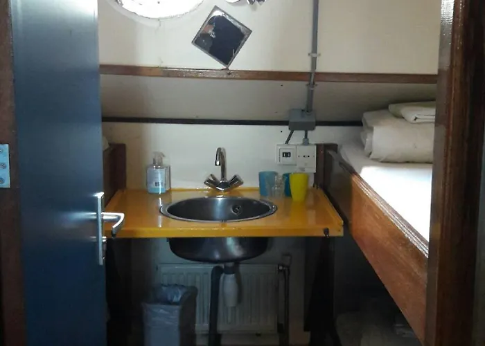 Intersail - Avontuur Hostel Amsterdam