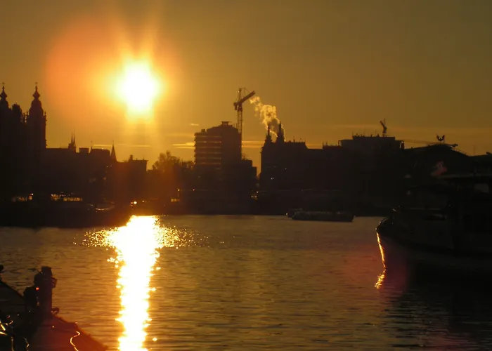 Intersail - Avontuur Hostel