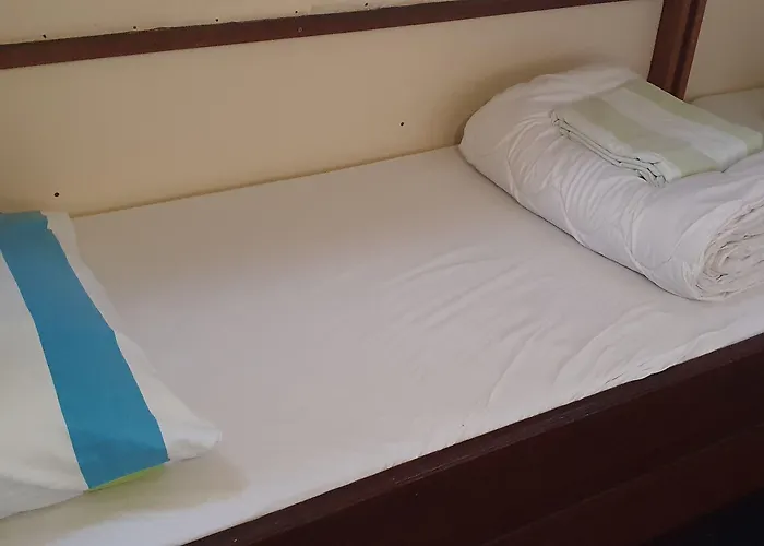 Intersail - Avontuur Hostel *